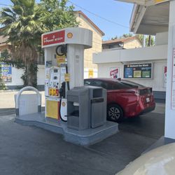 Shell - pump