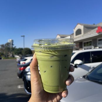 In-sīt Coffee - Matcha Cloud 9 - Coffee & Tea Near Me - Costa Mesa, California In-sīt Coffee - Matcha Cloud 9 - Coffee & Tea Near Me - Costa Mesa, California