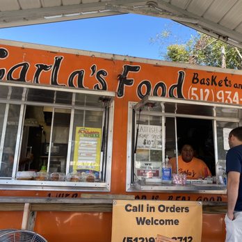 Carlas Baskets & More... - a man standing in front of a food truck - Food Trucks Near Me - Lockhart, Texas Carlas Baskets & More... - a man standing in front of a food truck - Food Trucks Near Me - Lockhart, Texas