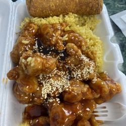 China Wall - Sesame Chicken Lunch