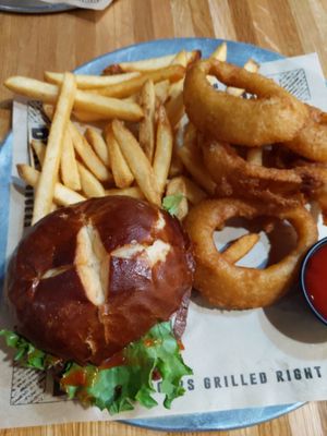 BGR Burgers Grilled Right by null