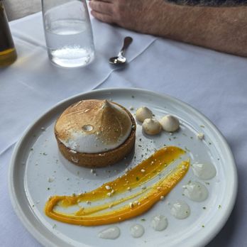 Ocean Grill - Key Lime pie - Mediterranean Near Me - Miami Beach, Florida Ocean Grill - Key Lime pie - Mediterranean Near Me - Miami Beach, Florida