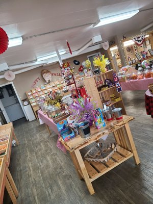 Brandis Candies by null