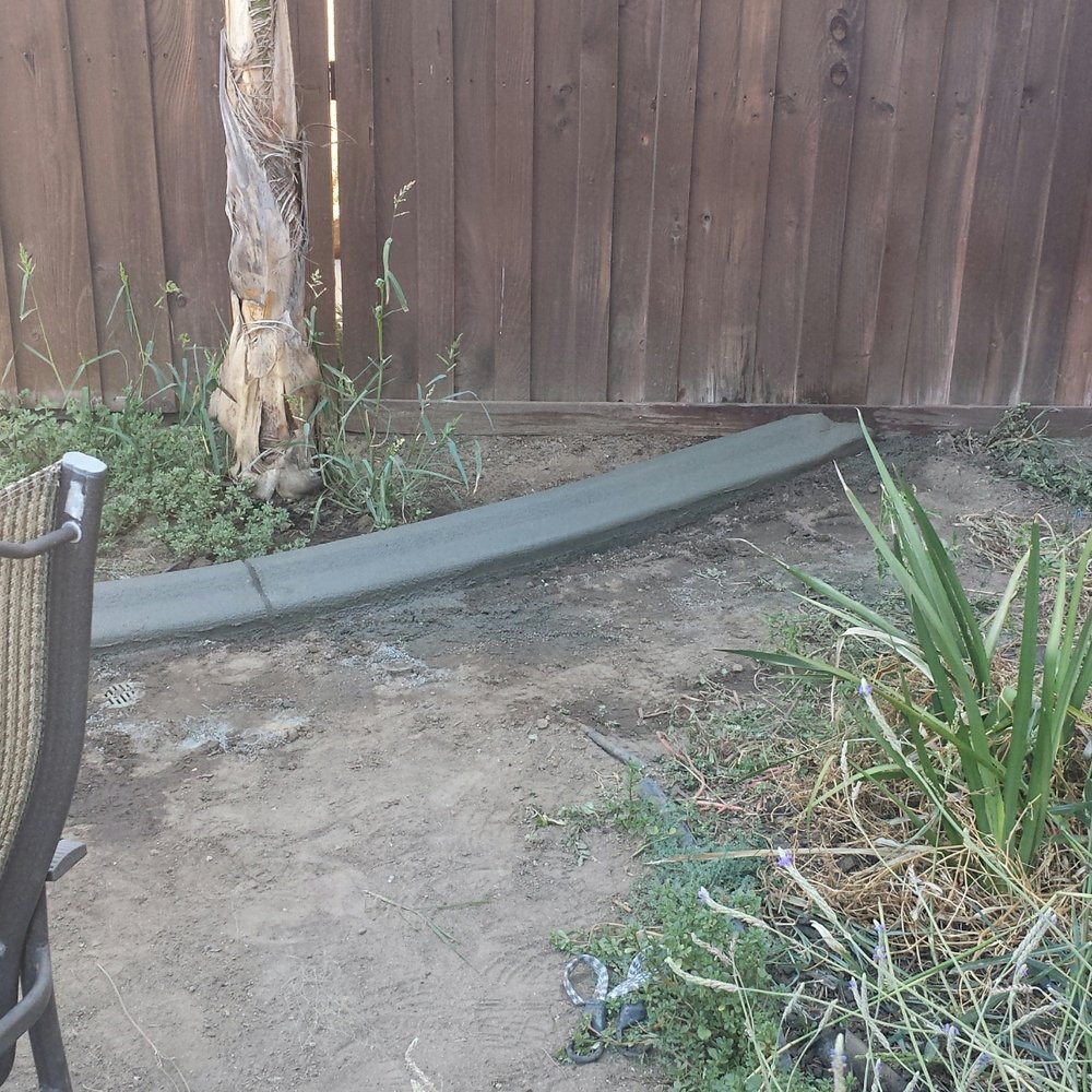 Crazy Curbs - Landscaping Near Me - Perris, California