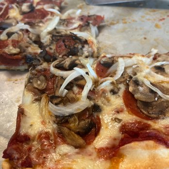 Ann's Italian Restaurant - Pepperoni, mushroom and onion pizza - Italian Near Me - Hales Corners, Wisconsin