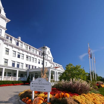 Piscataqua Landscaping & Tree Service - the front of the hotel - Landscaping Near Me - Eliot, Maine Piscataqua Landscaping & Tree Service - the front of the hotel - Landscaping Near Me - Eliot, Maine