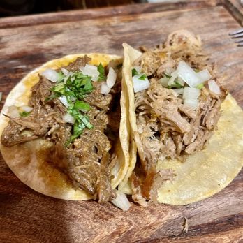 Amelias Mexican Kitchen - Birria taco (left) and carnitas taco (right) - SOOOOO delicious!! - Mexican Near Me - Tucson, Arizona