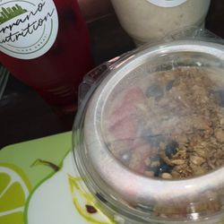 Serrano Nutrition - Dragon fruit tea and pumpkin roll shake and a protein oatmeal