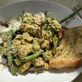 sweetgreen - Healthy Salads, Wraps, and Bowls - Chicken pesto pasta - Salad Near Me - Palo Alto, California