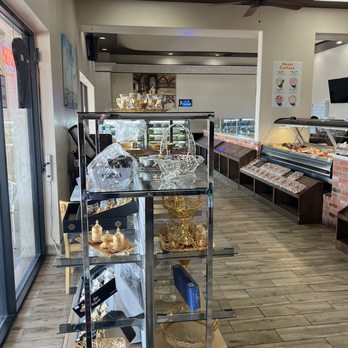 Baklovah Bakery - Inside Bakery - Desserts Near Me - San Antonio, Texas
