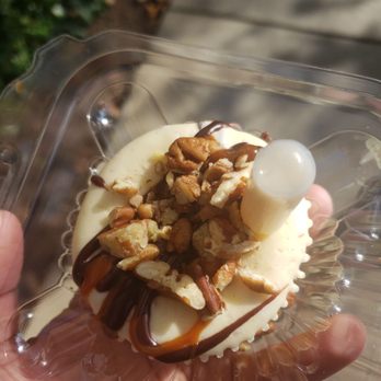 Sugar Vault Desserts - Maple cheesecake cupcake infused with a shot of Baileys - Cupcakes Near Me - Hyattsville, Maryland Sugar Vault Desserts - Maple cheesecake cupcake infused with a shot of Baileys - Cupcakes Near Me - Hyattsville, Maryland
