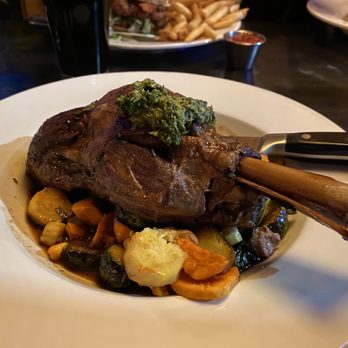 The Blue Glass - Lamb Shank - Cocktail Bars Near Me - Seattle, Washington