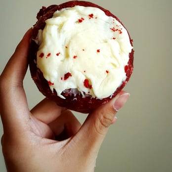 Gibson's Donuts - Red velvet - Donuts Near Me - Memphis, Tennessee Gibson's Donuts - Red velvet - Donuts Near Me - Memphis, Tennessee