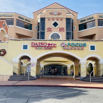 Daiso - Discount Store Near Me - San Gabriel, California