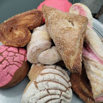 Guadalajara Bakery - Nice selection of pastries - Bakeries Near Me - Chino, California