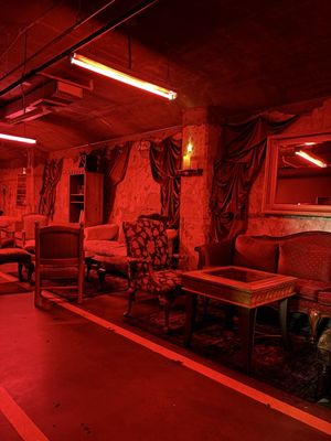 Melindas Alley by null