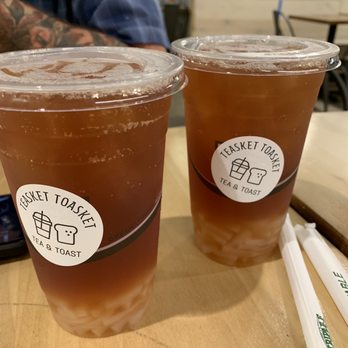Gold Miss - Mango iced tea and lychee iced tea with lychee jellies - Bubble Tea Near Me - Honolulu, Hawaii Gold Miss - Mango iced tea and lychee iced tea with lychee jellies - Bubble Tea Near Me - Honolulu, Hawaii