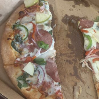 Scratch Brick Oven - Trust pizza-the combo was surprisingly delicious!....note the apples. We also had fresh Parmesan and thyme to sprinkle on both Pizzas! - Pizza Near Me - Johnson City, Tennessee