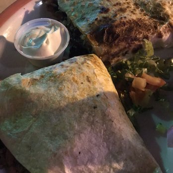 Flaming Burritos - Mexican Near Me - Union City, New Jersey