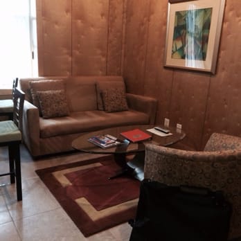 The Eldon Luxury Suites - The living room - Hotels Near Me - Washington, DC, District of Columbia