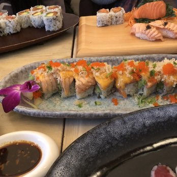 Sushi Star - 8 Pieces Samba Roll - Sushi Bars Near Me - New York, New York