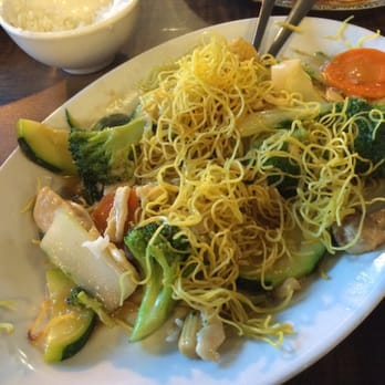 Silver Dragon - Crunchy Chicken Chow Mein - Chinese Near Me - Banff, Alberta