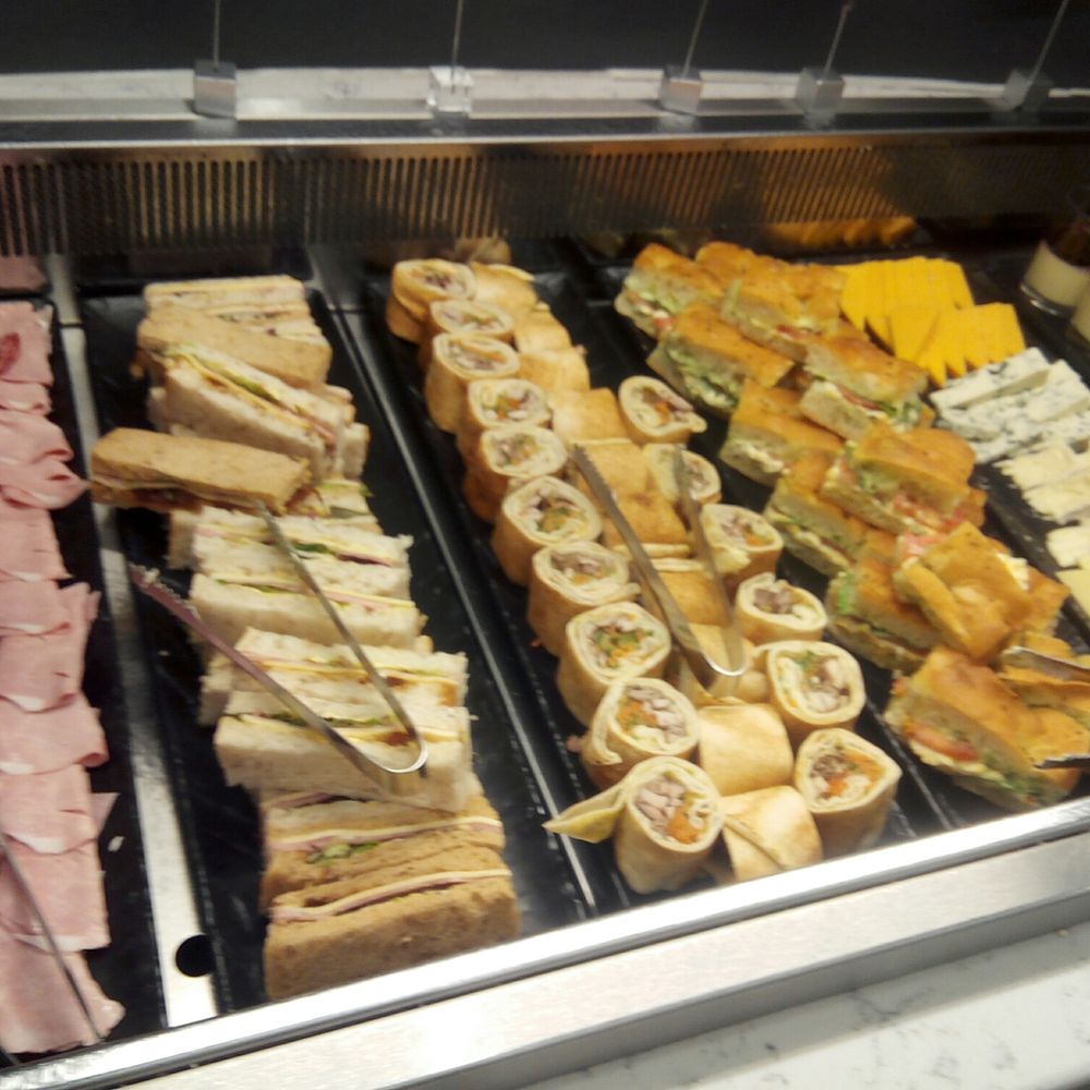 United Global First Lounge - Airport Lounges Near Me - Hounslow, XGL United Global First Lounge - Airport Lounges Near Me - Hounslow, XGL