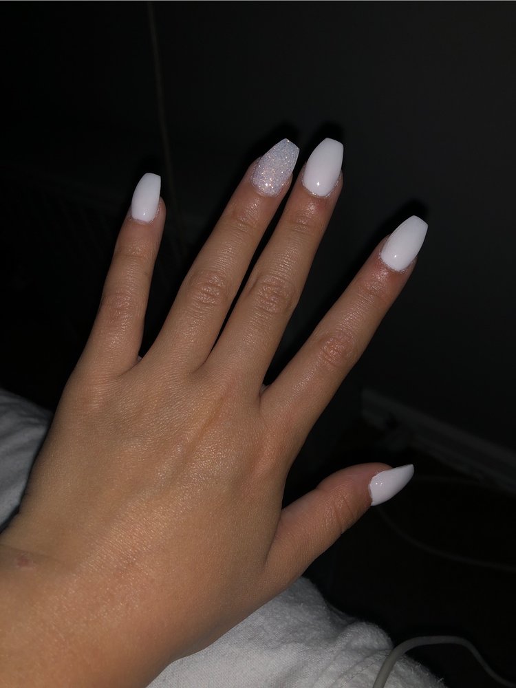 HOLLYWOOD NAILS 14 Photos & 43 Reviews 279 Troy Rd, Rensselaer, New