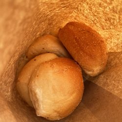 R & J Bakery - Fresh pan de sal