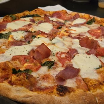 Scuola Pizza - Pizza Near Me - Gainesville, Florida Scuola Pizza - Pizza Near Me - Gainesville, Florida