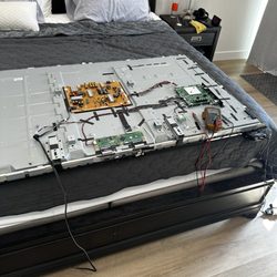 Abba Tv Repair Service - Rear cover removal and diagnosis.