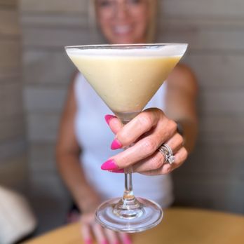 Acerra Italian Kitchen & Bar - Creamsicle martini - Italian Near Me - Chicago, Illinois