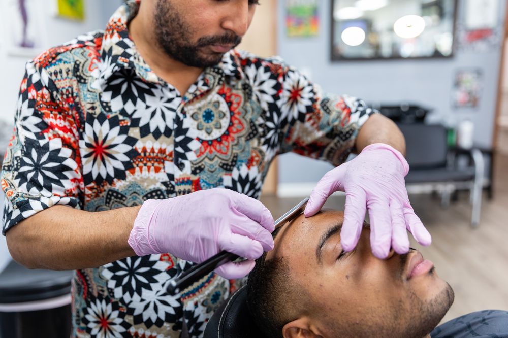 MIDWOOD BARBERS 19 Photos 2915 The Plaza, Charlotte, North Carolina