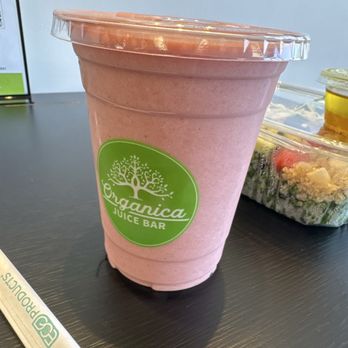Organica Juice Bar - Strawberry Shortcake Organic Superfood Smoothie - Juice Bars & Smoothies Near Me - Montebello, California Organica Juice Bar - Strawberry Shortcake Organic Superfood Smoothie - Juice Bars & Smoothies Near Me - Montebello, California