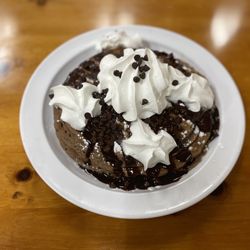 AM Cafe - Chocolate Chip Pancakes
