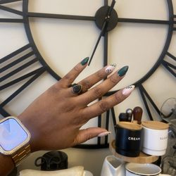 Expo Nail Bar - December nails