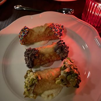 Donna's - Cannolis - Italian Near Me - Los Angeles, California Donna's - Cannolis - Italian Near Me - Los Angeles, California