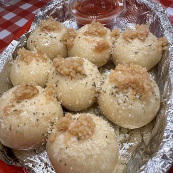 Moe’s Giant Pizza - 8 Garlic Bites - Pizza Near Me - Vista, California
