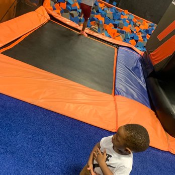 Sky Zone Schererville - Trampoline Parks Near Me - Schererville, Indiana Sky Zone Schererville - Trampoline Parks Near Me - Schererville, Indiana