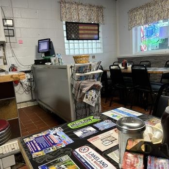 Ala Carte Cafe - Cafes Near Me - Port Clinton, Ohio