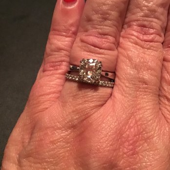 Redlands Diamond District - Jewelry Near Me - Redlands, California
