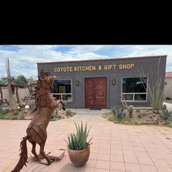 Coyote Kitchen & Gift Shop - Front of shop