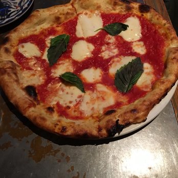 Taverna Mercatto - Margherita pizza - Italian Near Me - Toronto, Ontario Taverna Mercatto - Margherita pizza - Italian Near Me - Toronto, Ontario