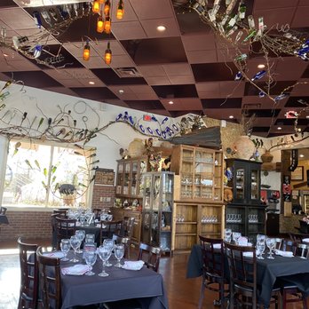 Zinna's Bistro - Italian Near Me - Cranbury, New Jersey Zinna's Bistro - Italian Near Me - Cranbury, New Jersey