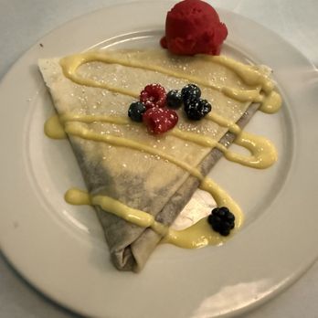 Le Petit Triangle Cafe - Berry crepe - French Near Me - Cleveland, Ohio