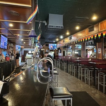 EAGLE MPLS - Updated December 2025 - 14 Photos - 515 S Washington Ave