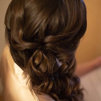 B-Studio 117 - The hair style was informal yet gorgeous and feminine - Blow Dry/Out Services Near Me - Santa Monica, California B-Studio 117 - The hair style was informal yet gorgeous and feminine - Blow Dry/Out Services Near Me - Santa Monica, California