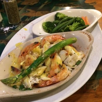 Florida's Seafood Bar & Grill - Shrimp Oscar, the sauce wasn't what I expected, but it was ok. - Seafood Near Me - Cocoa Beach, Florida Florida's Seafood Bar & Grill - Shrimp Oscar, the sauce wasn't what I expected, but it was ok. - Seafood Near Me - Cocoa Beach, Florida