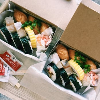 Sakae Sushi - 10 piece mixed box - Japanese Near Me - Gardena, California Sakae Sushi - 10 piece mixed box - Japanese Near Me - Gardena, California