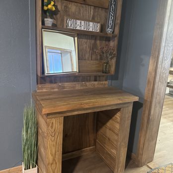 Hilltop Laundromat - Small folding table - Laundromat Near Me - Healdton, Oklahoma Hilltop Laundromat - Small folding table - Laundromat Near Me - Healdton, Oklahoma